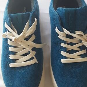 Allbirds Blue Wool Sneakers with White Accents